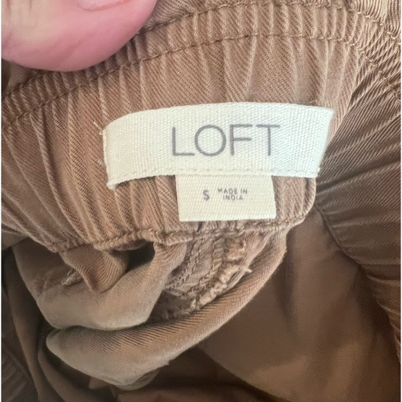 LOFT Paperbag Pants in Tan Size Small - Picture 6 of 7